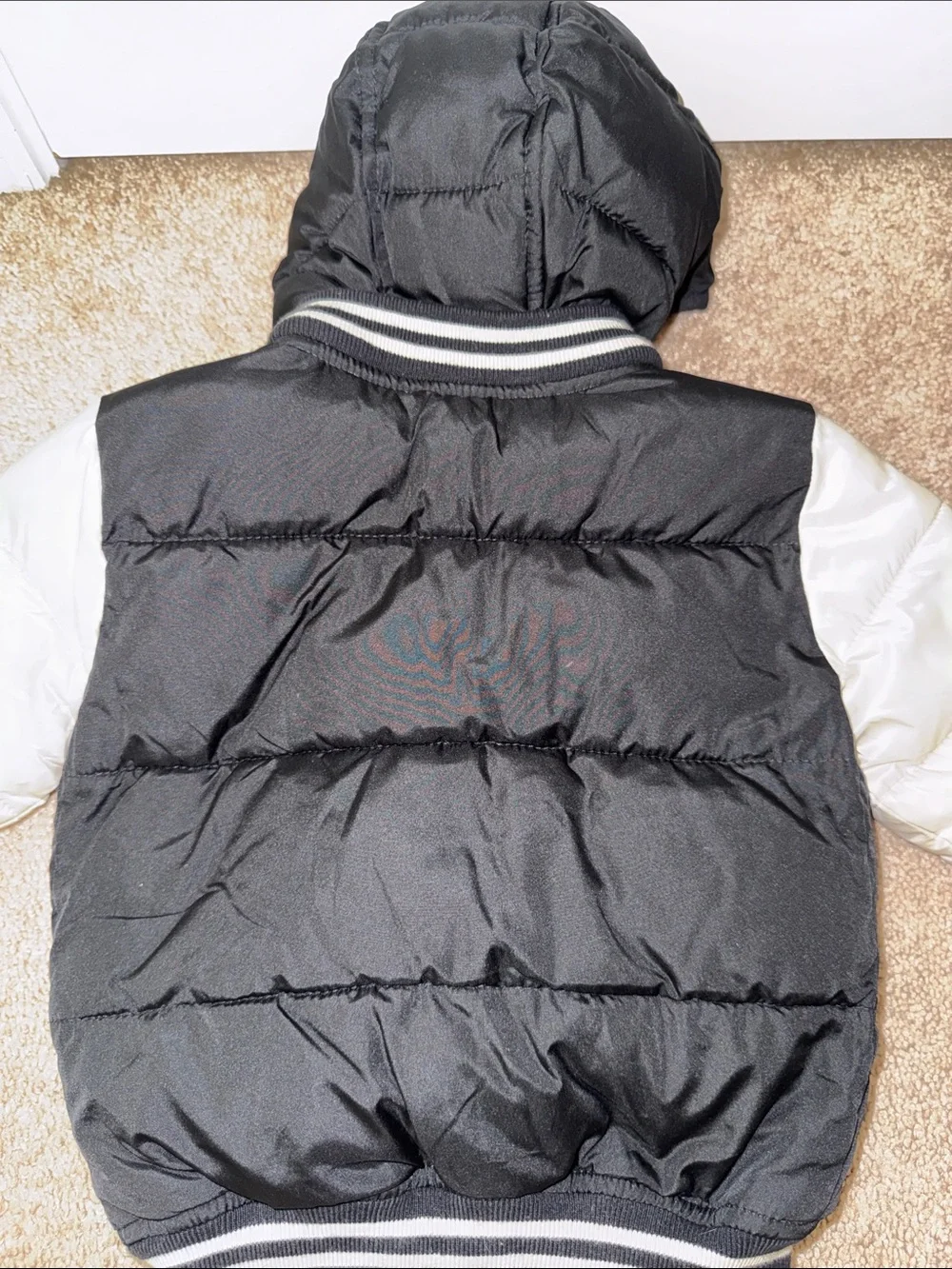 GAP Two-Tone Hooded Puffer Jacket - Black & Cream